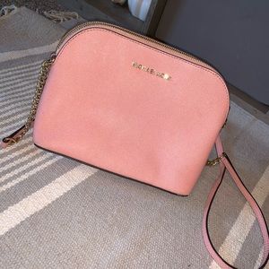 Michael kors cross body